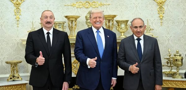 Azərbaycan, Ermənistan və ABŞ liderlərinin tarixi Vaşinqton görüşündən bir il ötür
