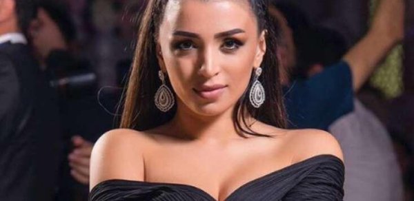 Renka ilk dəfə sevgilisi ilə foto paylaşdı
