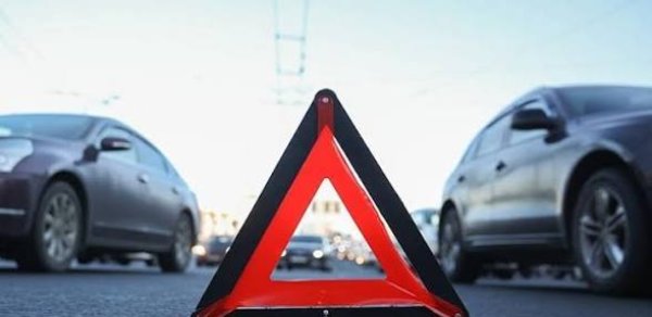 Qazaxda qəza: İki avtomobil toqquşdu