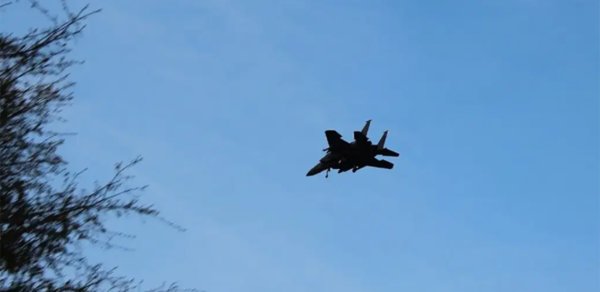“Qətər üç pilotumuzu əsir götürüb” - İran