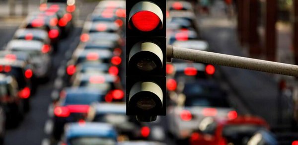 Əhali də, maşınlar da artır : Tıxacdan çıxış yolu nədir?