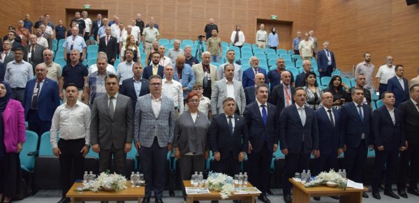 Balıkəsirdə Beynəlxalq Media Zirvəsi keçirildi: Türk dünyası üçün yeni media modeli təklif edildi - FOTO