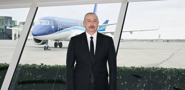 Dövlət başçısı İndoneziya Prezidentini təbrik etdi