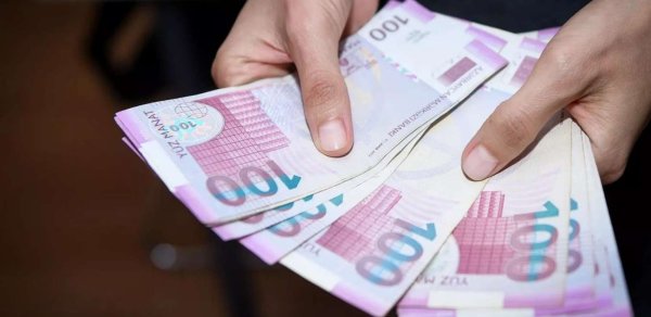 7 nazirlik işçi axtarır: 4 minə yaxın maaş...