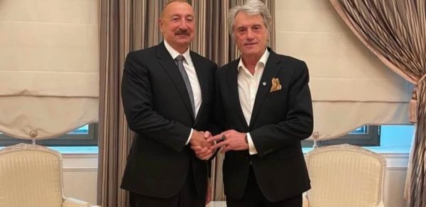 Viktor Yuşenko Ukraynaya dəstəyə görə İlham Əliyevə təşəkkür edib - FOTO