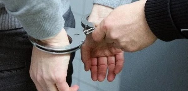 Ticarət mərkəzindən oğurluq edən şəxs saxlanıldı