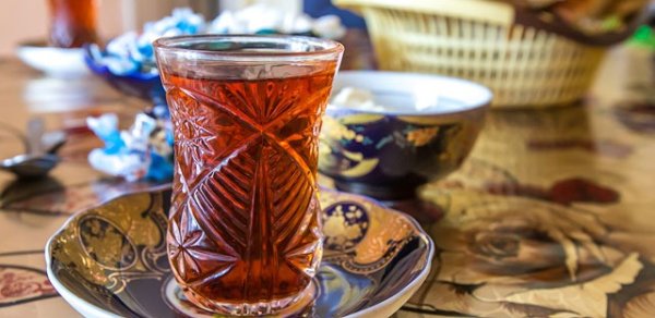 Çayxorlara pis xəbər: Çayı bununla içirsinizsə...