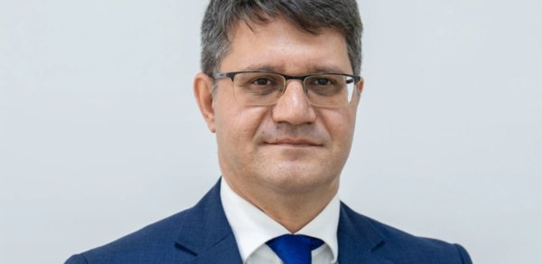 İlham Nəsirov vəzifəsindən azad olundu