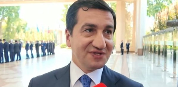 Hikmət Hacıyev - "Bu, Azərbaycanın diplomatik təcrübəsində bir ilkdir"