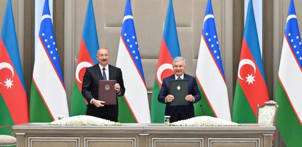 Daşkənddə Azərbaycan və Özbəkistan sənədlərinin imzalanma və mübadiləsi mərasimi olub
