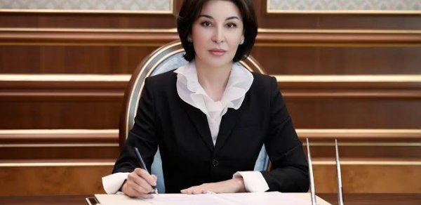 Özbəkistanın birinci xanımı Mehriban Əliyevanı təbrik edib