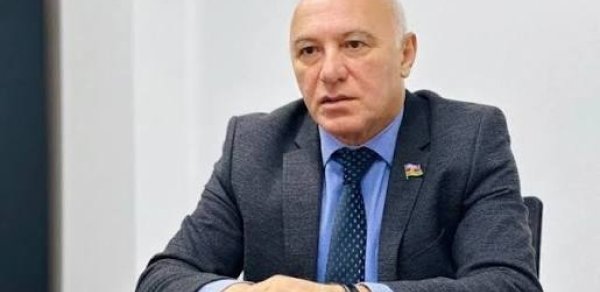 Deputatın adına saxta hesab yaradıldı: “Müvafiq qurumlara müraciət etmişəm”