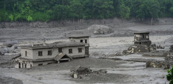 Nepalda daşqında ölənlərin sayı artdı