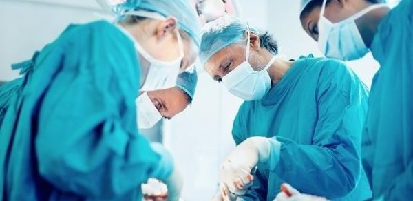 Azərbaycanda qadın ürək əməliyyatından sonra öldü