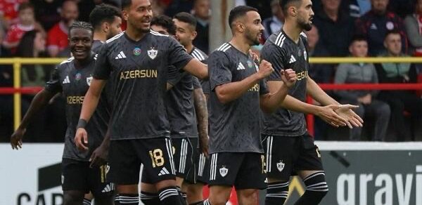 Daha bir oyunçu "Qarabağ"ı tərk etdi