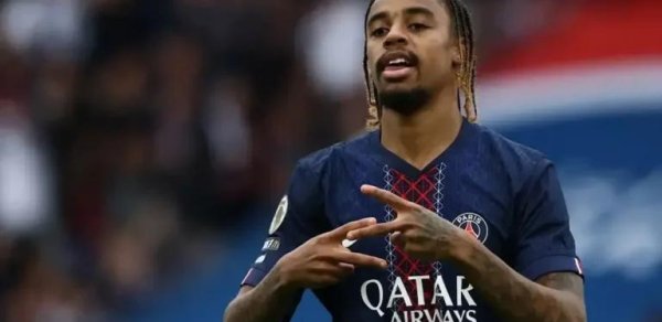 "Liverpul"dan transfer BOMBASI