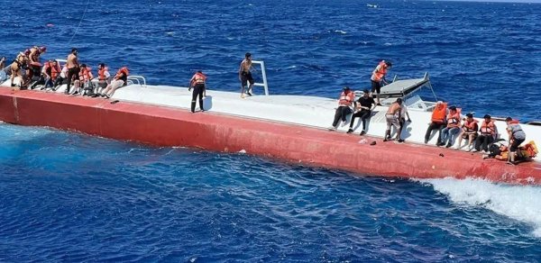 Şimali Kiprdə gəmi qəzasında itkinlərin sayı 20-yə çatdı