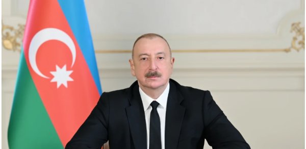 Prezident “Irıs Ordo” Konqres Mərkəzinə getdi - VİDEO