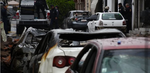 Meksikada polis bölməsinə hücum: Yaralılar var