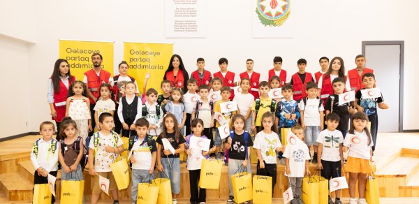 Yelo Bank Cəbrayılda birincilərin məktəb həyəcanına şərik oldu - FOTOLAR