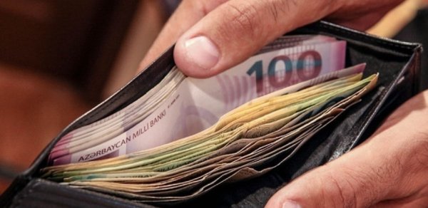Azərbaycanda qadınlarla kişilərin maaşı arasında ciddi fərq...