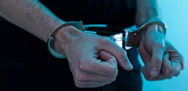 Dələduzluğa görə axtarışda olan 9 nəfər istintaqa təhvil verilib