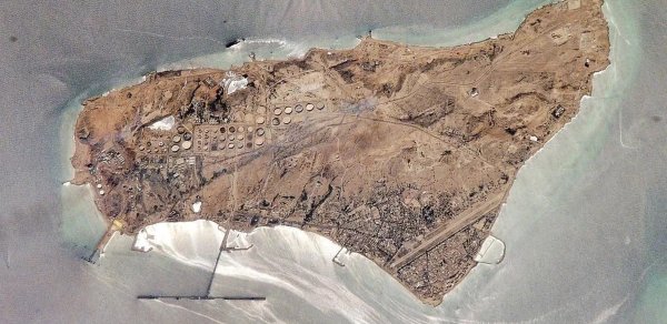 CENTCOM: "ABŞ İranın üç neft tankerini məhv edib"