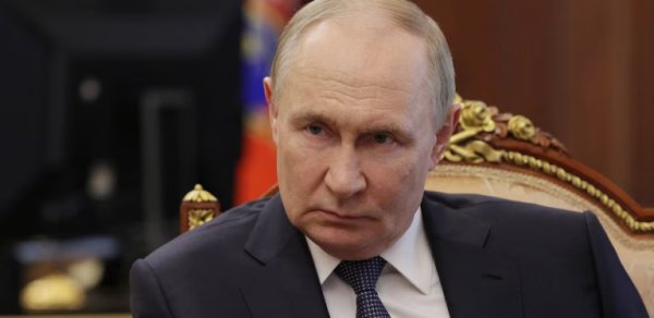 Bloomberg: Putin müharibəni dayandırmaq üçün...