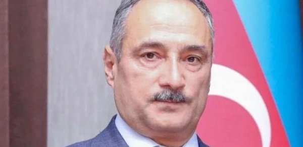 Generala ağır itki
