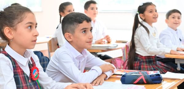 Rayonlarda şagirdlərin nəticələri niyə zəifdir? - Nazir səbəblərdən danışdı