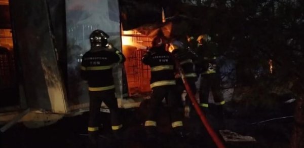 Balaxanıda baş vermiş yanğın söndürüldü