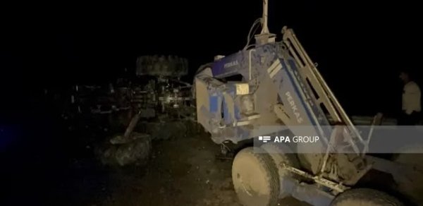 Azərbaycanda dəhşətli qəza: 5 nəfər yanaraq öldü - FOTO