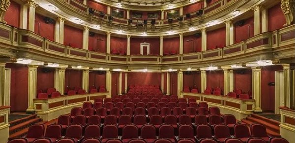 Bu teatrlar Nazirliyin tabeliyinə verildi