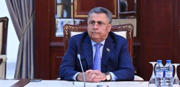 "Azərbaycanda 50-yə yaxın təyyarə var, hamısı bizimdir" - Şeyxin qardaşı