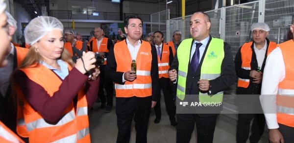 Xarici diplomatlar “İstisu” mineral su zavoduna baş çəkiblər