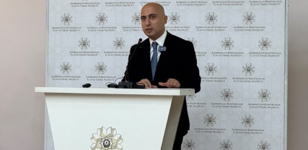 Nazirdən 3 illik bakalavr açıqlaması: “Bəzi ixtisaslarda mümkündür”