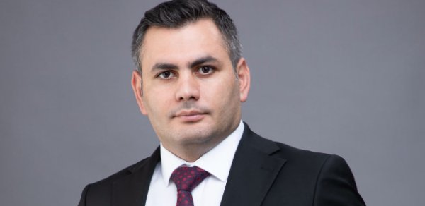 Süni intellekt yarışında iqtisadi fürsətlə milli təhlükəsizliyi necə balanslaşdırmalıyıq?