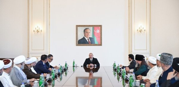 Prezident Bakıda keçirilən beynəlxalq konfransların iştirakçılarını qəbul etdi - FOTOLAR