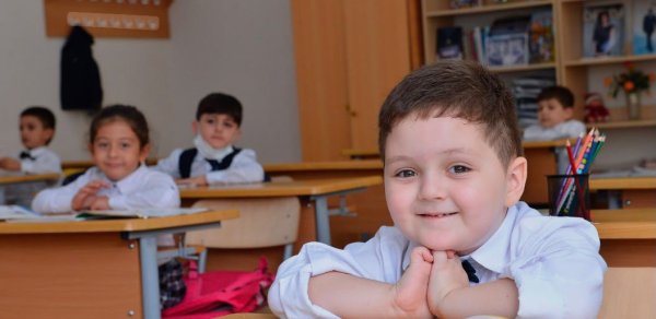 Məktəblər açıldı, uşaqları hansı xəstəliklər gözləyir? – Pediatrdan açıqlama