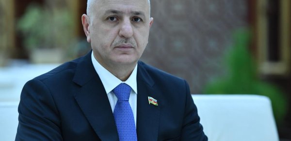 Prezident deputatla bağlı sərəncam imzaladı
