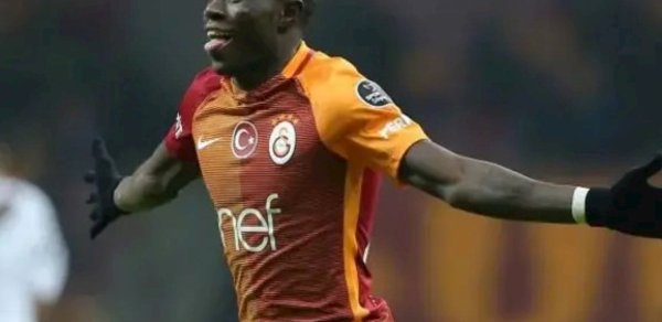 "Qalatasaray" və "Fənərbağça"nın sabiq ulduzu Yunanıstan klubuna keçdi
