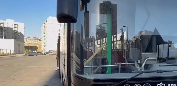 Sosial şəbəkələrdə yayılan avtobus görüntülərinə “BakuBus”dan REAKSİYA - VİDEO