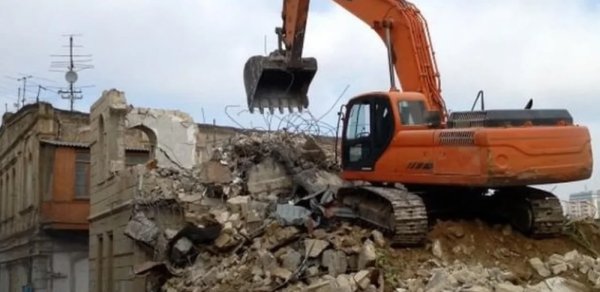 Bakının bu ərazisində 52 qəzalı bina söküləcək