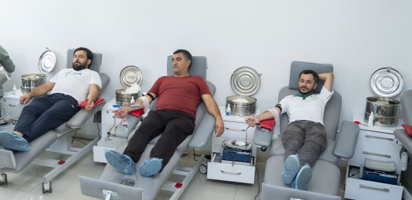 “Bir damla qan, min ümidə can”: Anım Gününə həsr olunan qanvermə aksiyası başladı - FOTOLAR