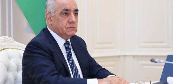 Əli Əsədov iclas keçirir