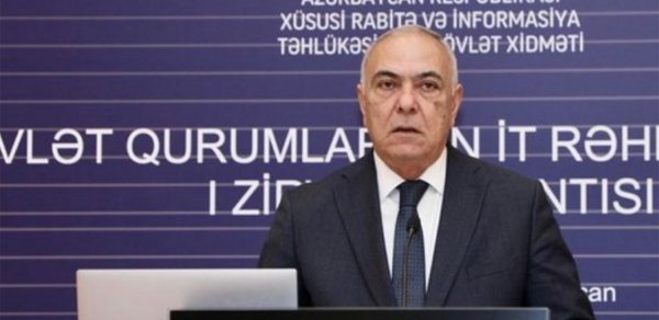 Prezident ona general rütbəsi verdi