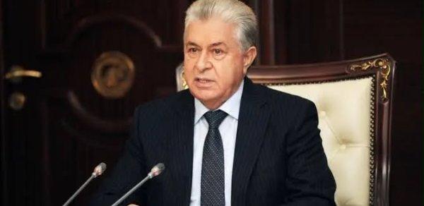Azərbaycanda deputatla satıcı arasında qarpız üstündə MÜBAHİSƏ: “İşimdən oldum, 4 balam çörəksiz qaldı”