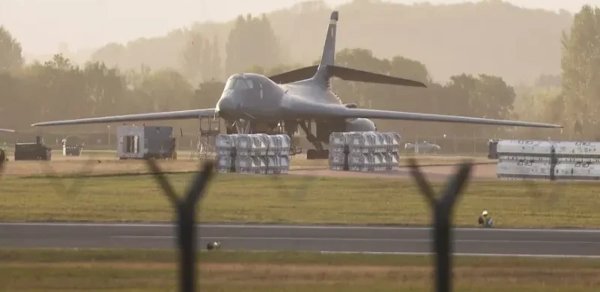 ABŞ-ın İrana zərbə üçün istifadə etdiyi Britaniya aviabazasında araşdırma aparılır
