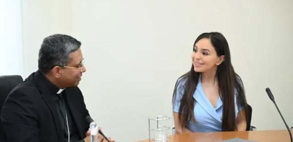 Leyla Əliyeva Kuvakadla müzakirə apardı - FOTOLAR