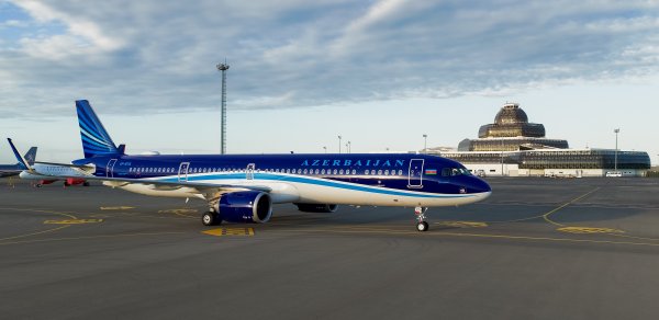 AZAL daha bir yeni nəsil “Airbus A321neo” təyyarəsi ilə donanmasını genişləndirdi - FOTOLAR